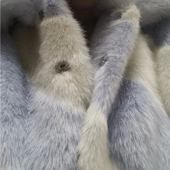 Mauve Anthropologie Powder Blue Ivory Faux Fur Long Coat | XL - Picture 4 of 9